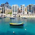 Cosy Apartment, Valletta And Harbour Views By Buena Vista Διαμέρισμα Σλιέμα