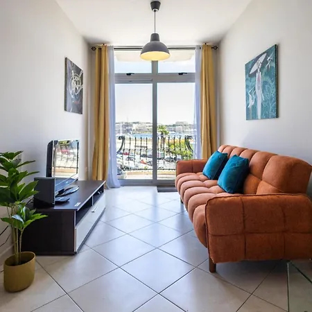 Cosy Apartment, Valletta And Harbour Views By Buena Vista *